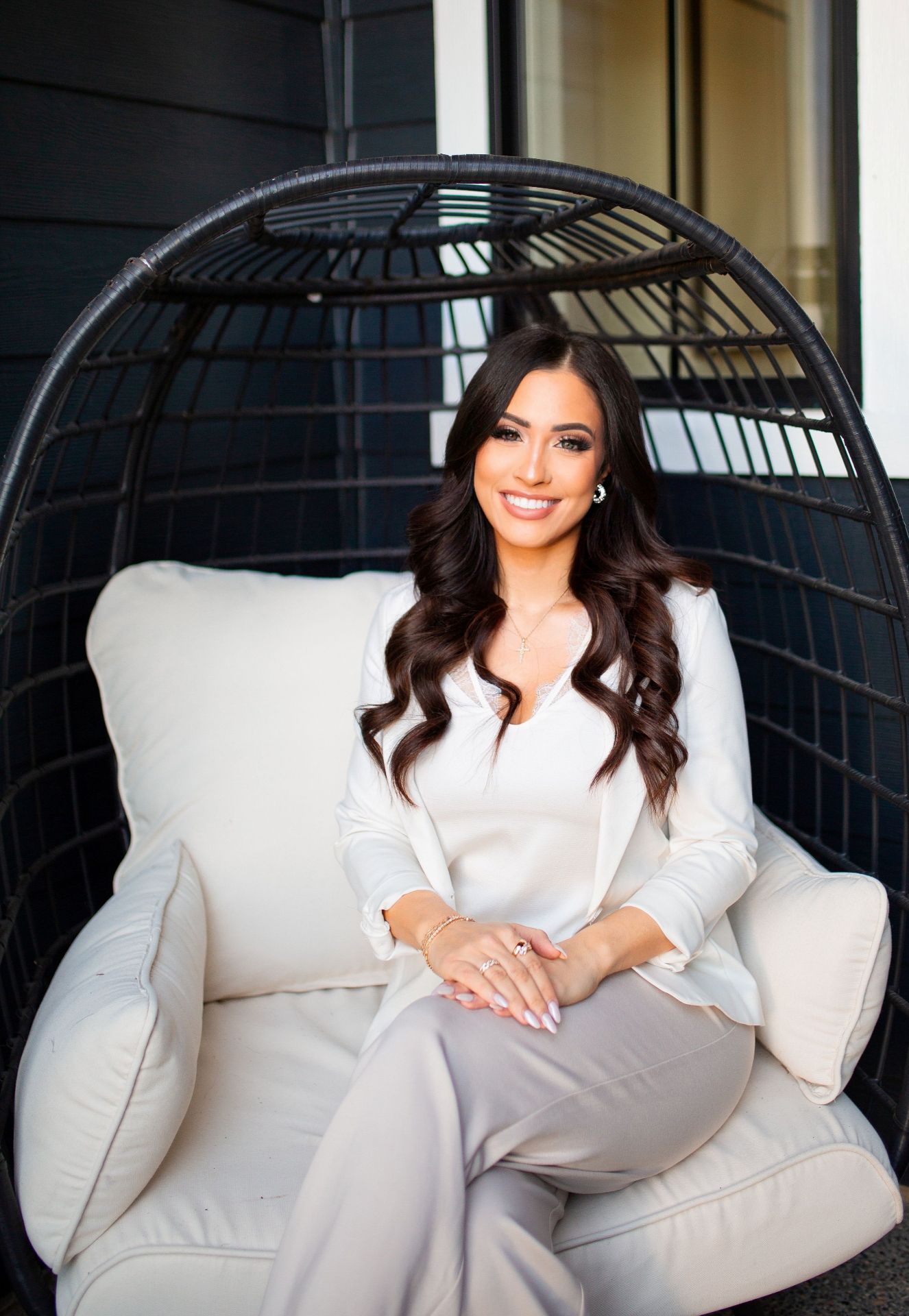 Portrait of Brittny Doolittle, Vancouver WA real estate broker